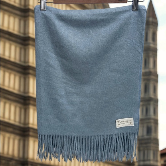 NWT Cashmere woven knit oversized scarf wrap - made in Italy 80” x 27” - Picture 9 of 10